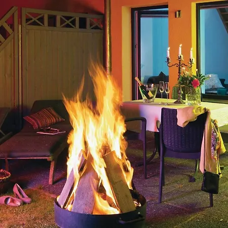 Awesome In Pinnow With Kitchen Holiday home